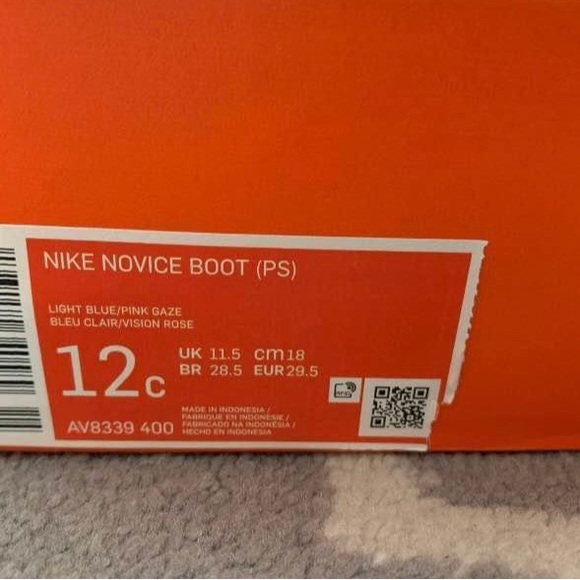 Nike Novice Boots - Picture 5 of 10